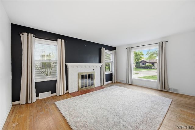 63 Garland Drive, Amherst, NY 14226