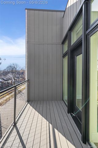 110 Austin Avenue 203, Royal Oak, MI 48067