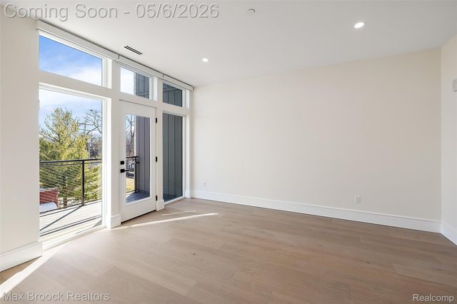 110 Austin Avenue 203, Royal Oak, MI 48067