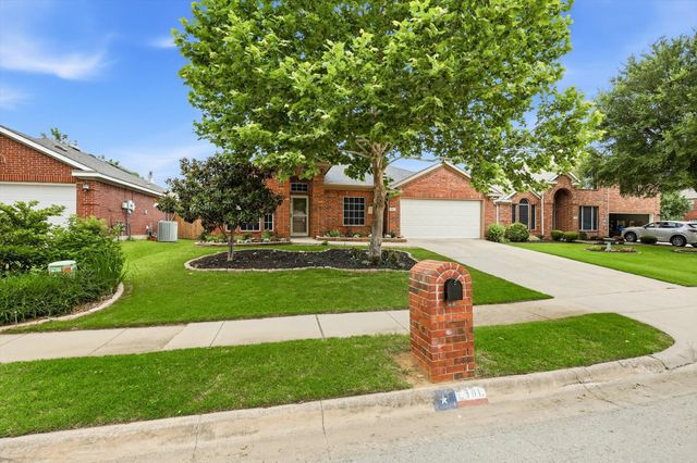 7301 Sunburst Trail, Denton, TX 76210