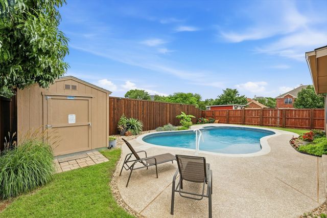 7301 Sunburst Trail, Denton, TX 76210