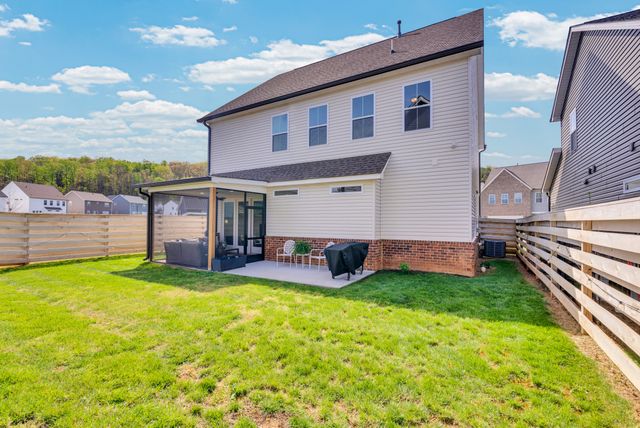 1111 Belle Pond Ave, Knoxville, TN 37932
