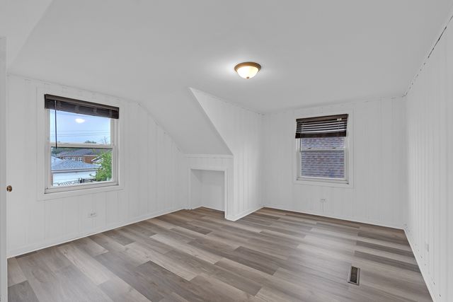 6031 S Merrimac Avenue, Chicago, IL 60638