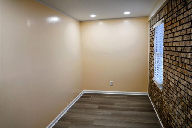 4296 Linda SW Lane, Lilburn, GA 30047