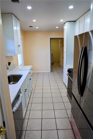 4296 Linda SW Lane, Lilburn, GA 30047