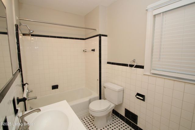 514 Macon Ave, Louisville, KY 40207