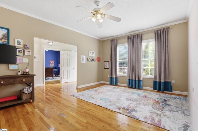 402 Ragsdale Road, Greenville, SC 29611