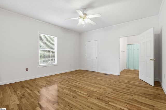 402 Ragsdale Road, Greenville, SC 29611