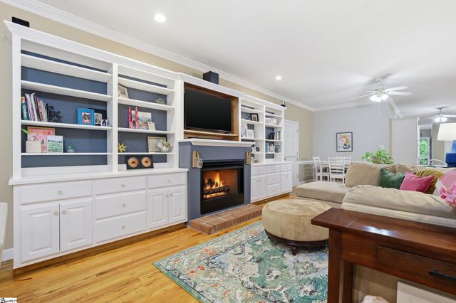 402 Ragsdale Road, Greenville, SC 29611