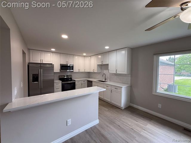 45480 Inverness Circle, Macomb, MI 48044