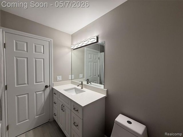 45480 Inverness Circle, Macomb, MI 48044