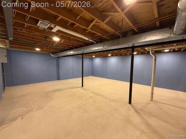 45480 Inverness Circle, Macomb, MI 48044