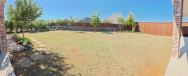 11008 Familia Real Drive, Benbrook, TX 76126
