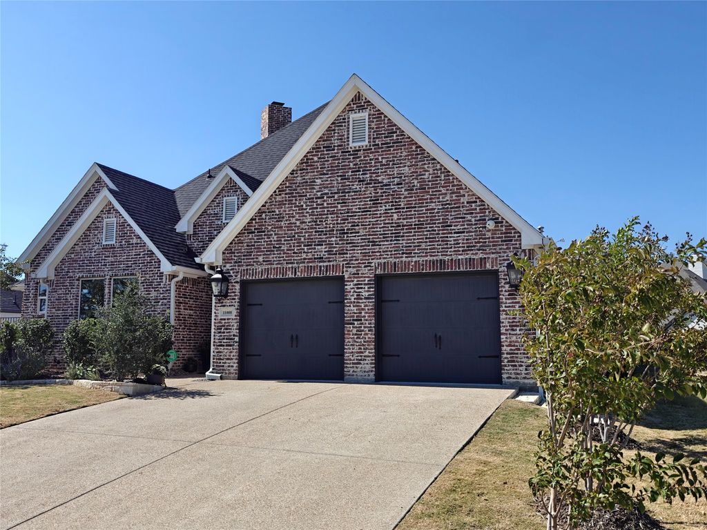 11008 Familia Real Drive, Benbrook, TX 76126 — photo 4