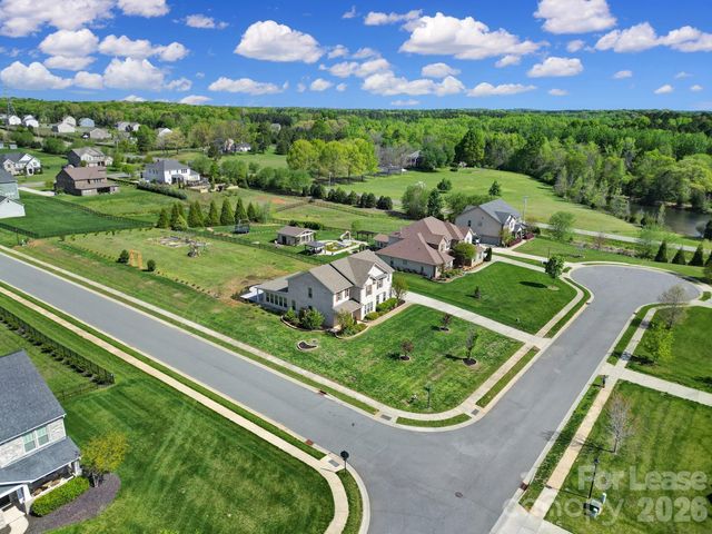 610 Blaise Court, Matthews, NC 28104