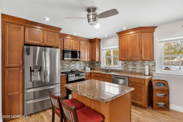 392 Suburban Drive, Toms River, NJ 08753