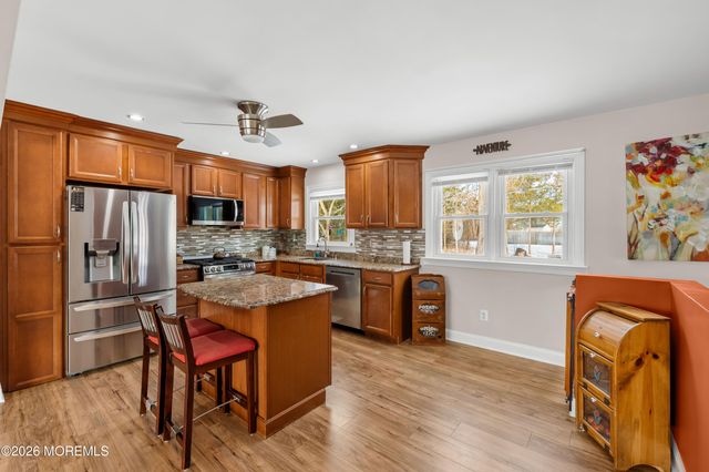 392 Suburban Drive, Toms River, NJ 08753