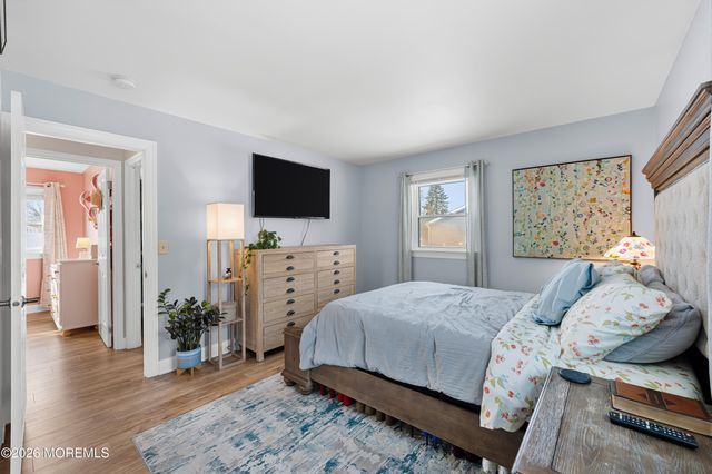 392 Suburban Drive, Toms River, NJ 08753