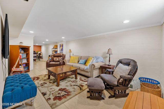 392 Suburban Drive, Toms River, NJ 08753