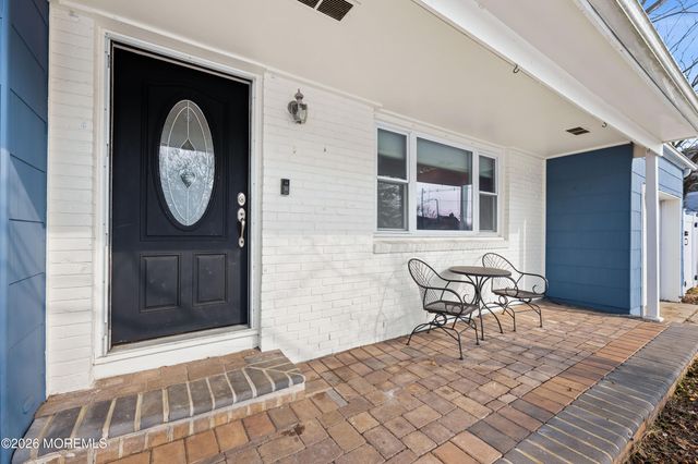 392 Suburban Drive, Toms River, NJ 08753