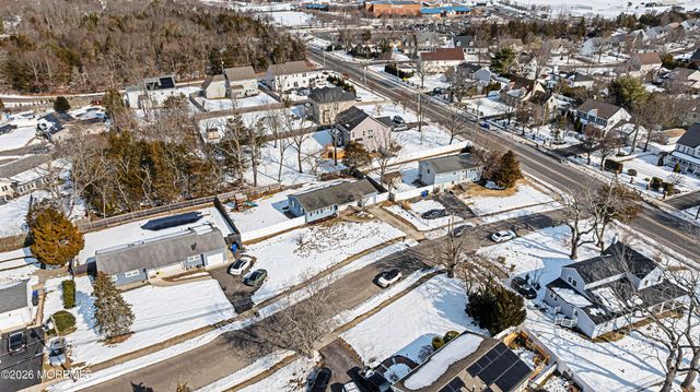 392 Suburban Drive, Toms River, NJ 08753