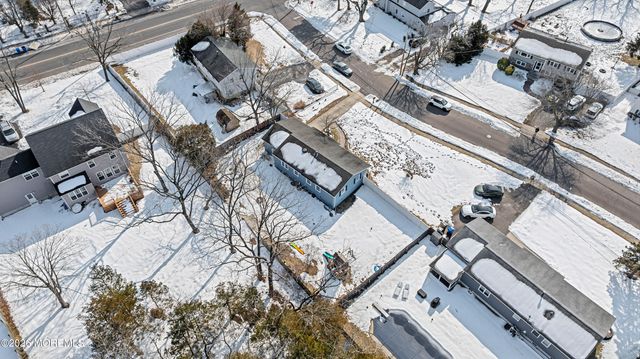 392 Suburban Drive, Toms River, NJ 08753