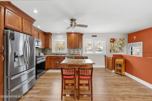 392 Suburban Drive, Toms River, NJ 08753