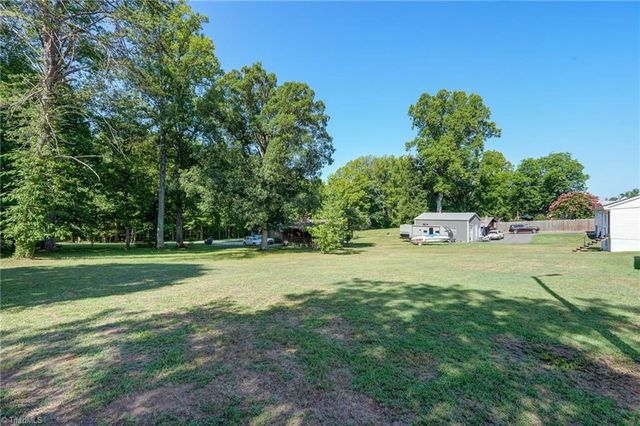 3109 Vance Street Extension, Reidsville, NC 27320