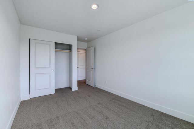 4541 Road 114, Pasco, WA 99301