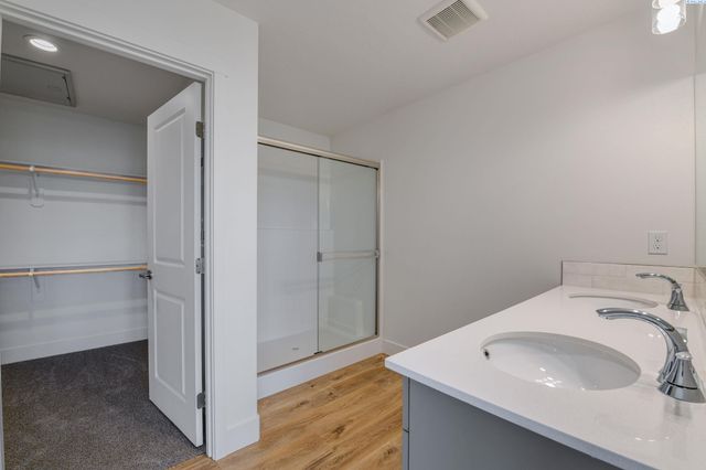 4541 Road 114, Pasco, WA 99301