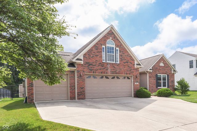 545 Georgetown Road, Greenwood, IN 46142