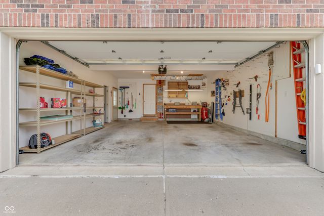 545 Georgetown Road, Greenwood, IN 46142