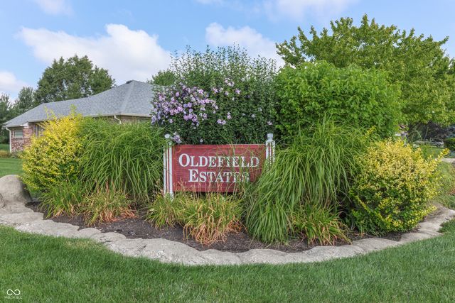 545 Georgetown Road, Greenwood, IN 46142