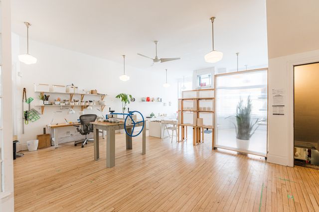 3279 W Armitage Avenue, Chicago, IL 60647