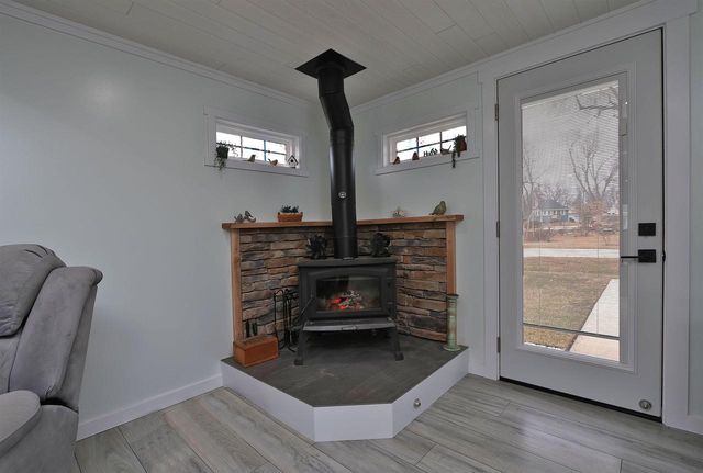 7573 335th AVENUE, Burlington, WI 53105