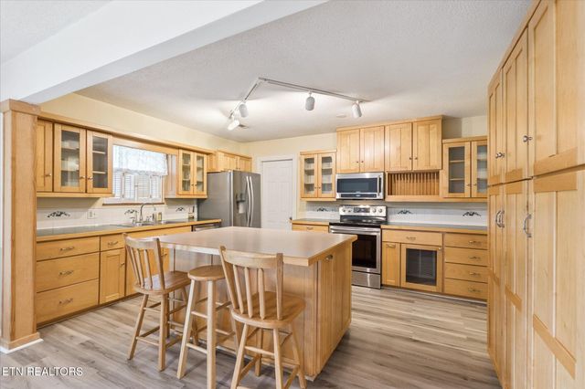 7612 Cedarcrest Rd, Knoxville, TN 37938