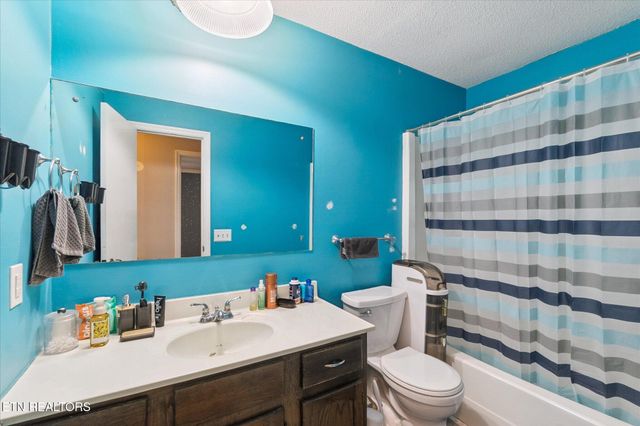 7612 Cedarcrest Rd, Knoxville, TN 37938