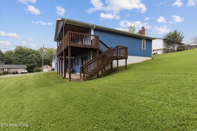 7612 Cedarcrest Rd, Knoxville, TN 37938