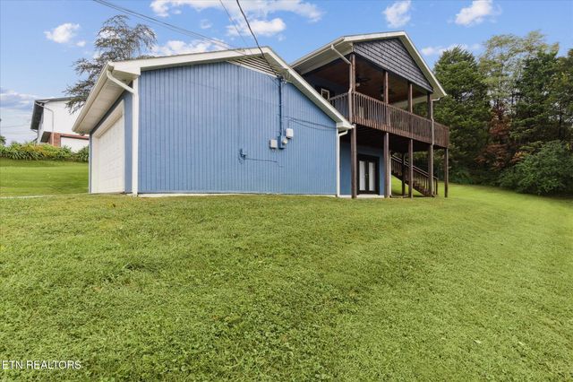 7612 Cedarcrest Rd, Knoxville, TN 37938