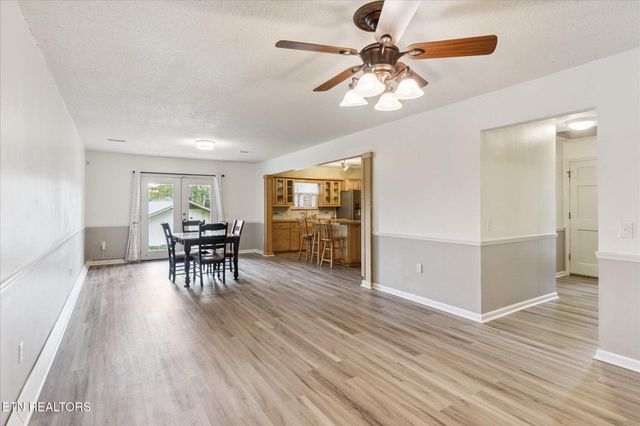 7612 Cedarcrest Rd, Knoxville, TN 37938