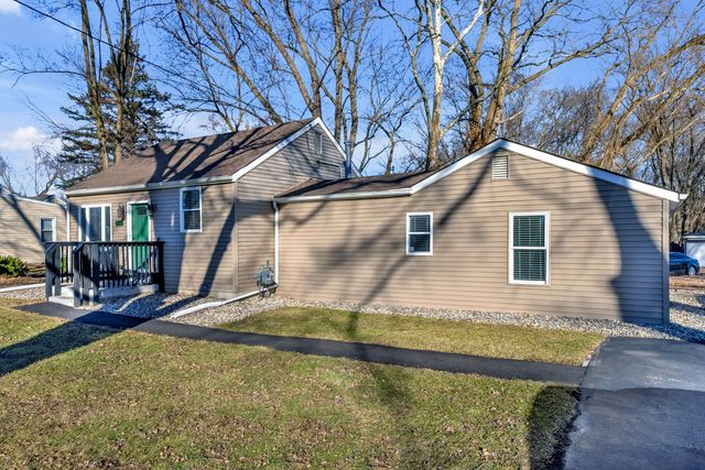 1735 S Fairbanks Street, Griffith, IN 46319