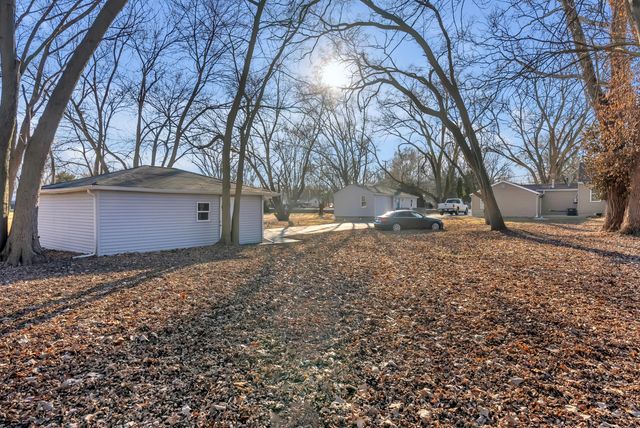 1735 S Fairbanks Street, Griffith, IN 46319