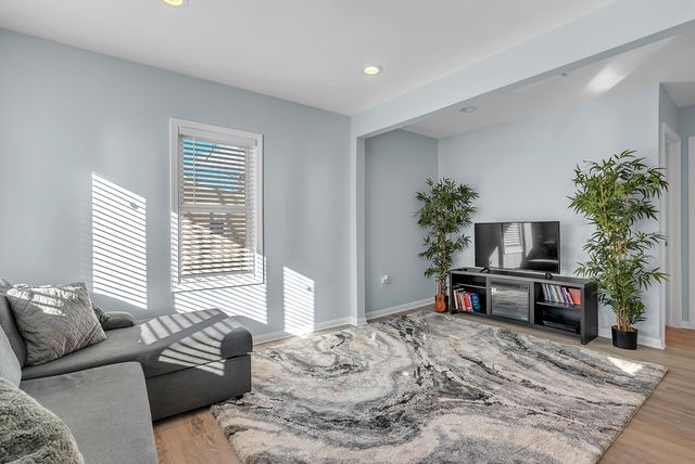 1735 S Fairbanks Street, Griffith, IN 46319