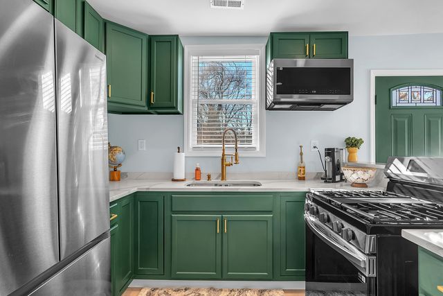 1735 S Fairbanks Street, Griffith, IN 46319