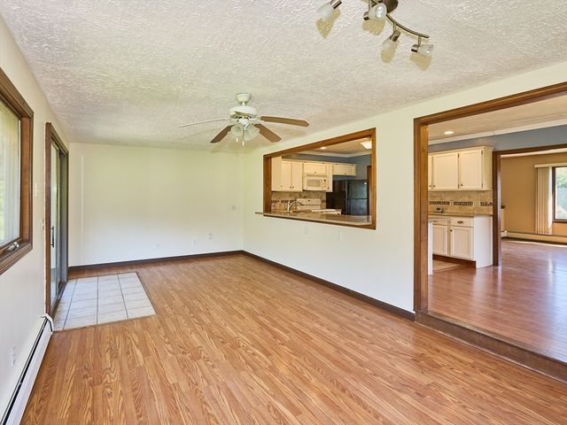 554 Sharps Lot Road, Swansea, MA 02777