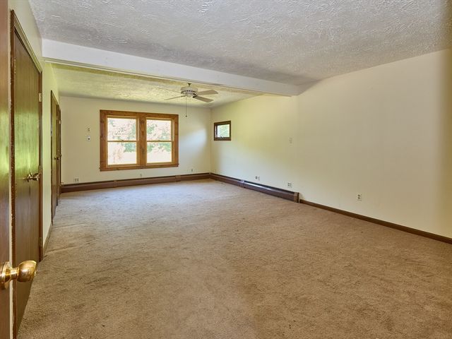 554 Sharps Lot Road, Swansea, MA 02777