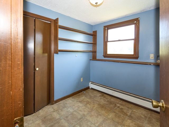 554 Sharps Lot Road, Swansea, MA 02777