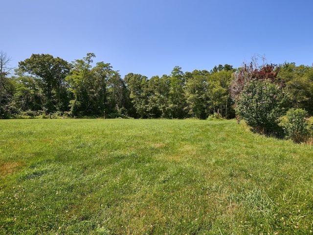 554 Sharps Lot Road, Swansea, MA 02777