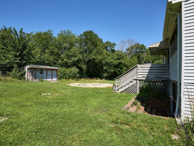 554 Sharps Lot Road, Swansea, MA 02777