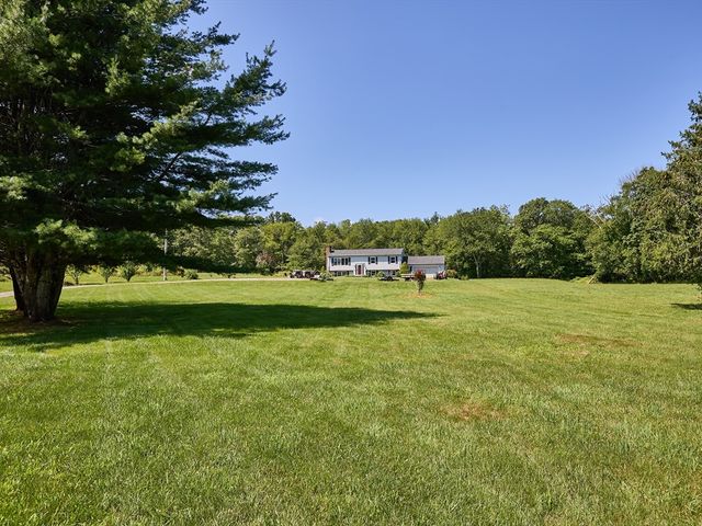 554 Sharps Lot Road, Swansea, MA 02777